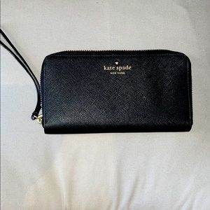 Gently Used Kate Spade Wrislet/Wallet